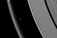 Przybliżenie pierścienia F Saturna / Credit: NASA/JPL - Caltech/Space Science Institute